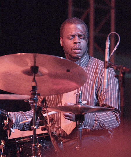 Gregory Greg Hutchinson - Drummerworld