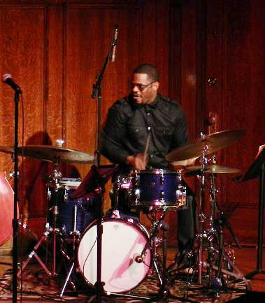 Karriem Riggins Drummerworld