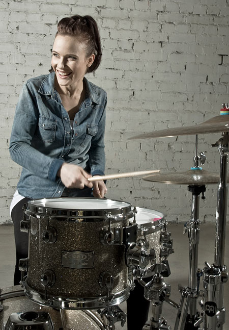 Anika Nilles Drummerworld