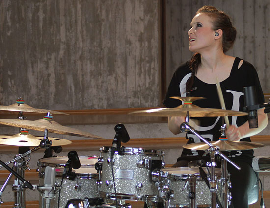 Anika Nilles Drummerworld