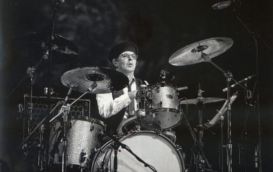 Anton Fig Drummerworld