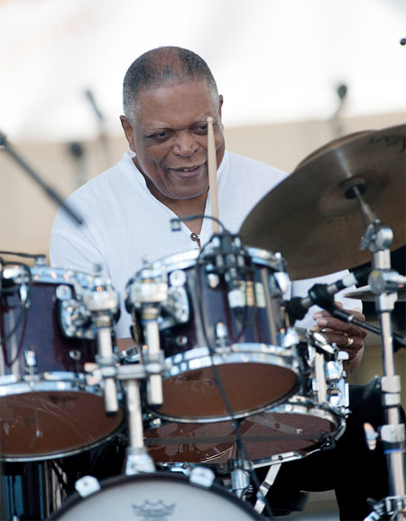 Billy Hart Drummerworld