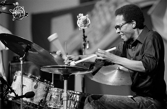 Brian Blade - Drummerworld