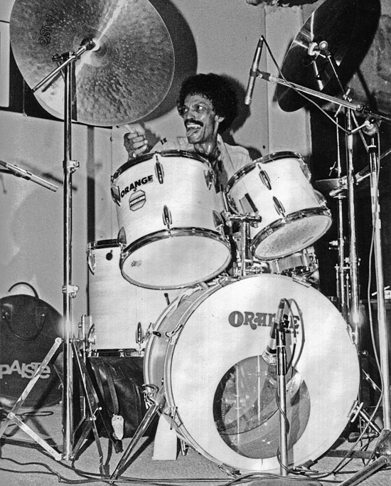 Dannie Richmond Drummerworld