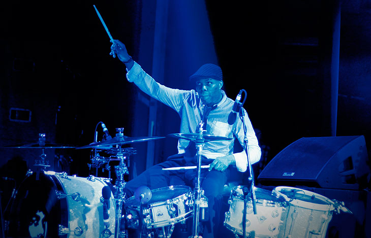 Daru Jones Drummerworld