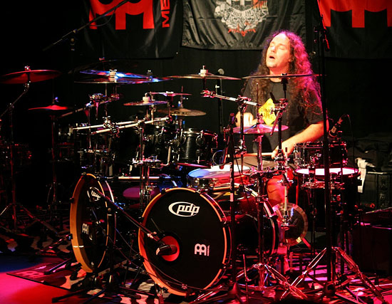 Derek Roddy Drummerworld