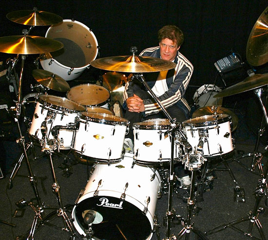 Gary Husband Drummerworld