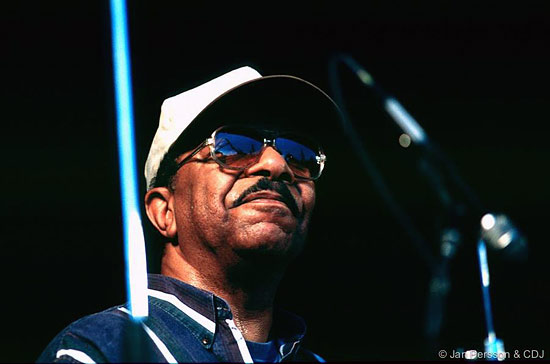 Grady Tate Drummerworld