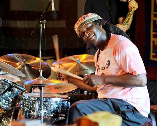 Hamid Drake - Drummerworld