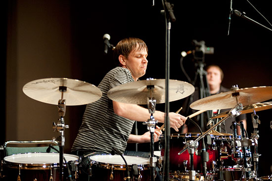 Keith Carlock Drummerworld