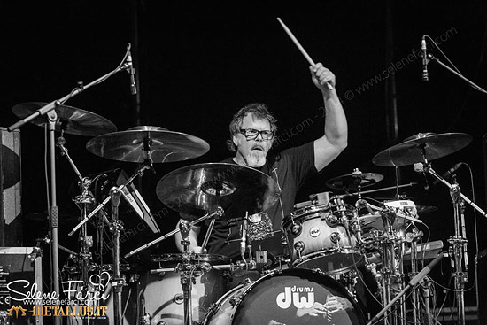 Pat Mastelotto Drummerworld