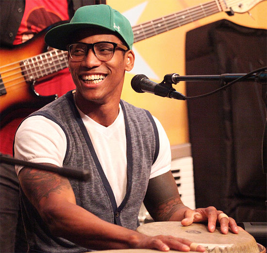 Pedrito Martinez Drummerworld