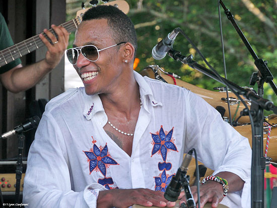 Pedrito Martinez Drummerworld