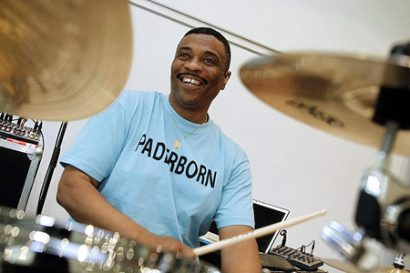 Ricky Lawson - Drummerworld