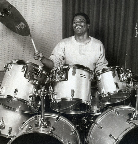 Ricky Lawson - Drummerworld