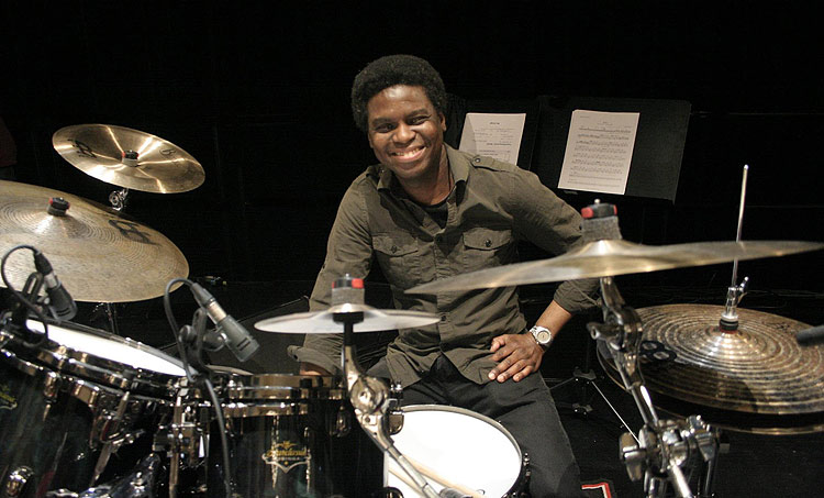 Rodney Holmes Drummerworld