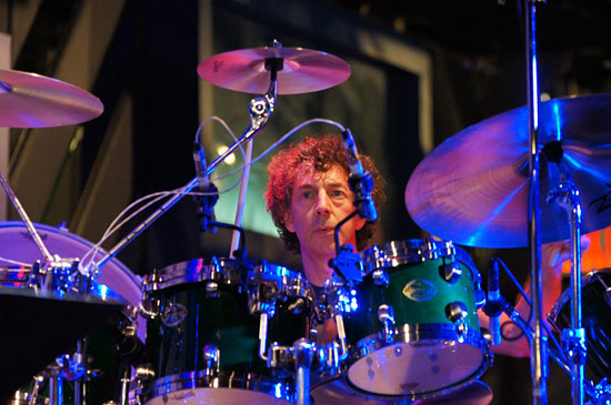 Simon Phillips Drummerworld