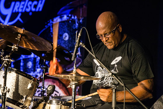 Steve Ferrone Drummerworld