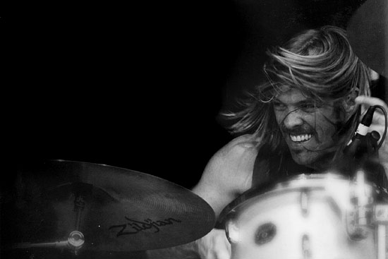 Taylor Hawkins Drummerworld