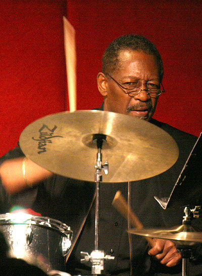 Victor Lewis - Drummerworld