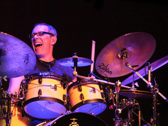 Vinnie Colaiuta Drummerworld