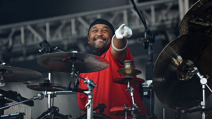 Carter Beauford Drummerworld