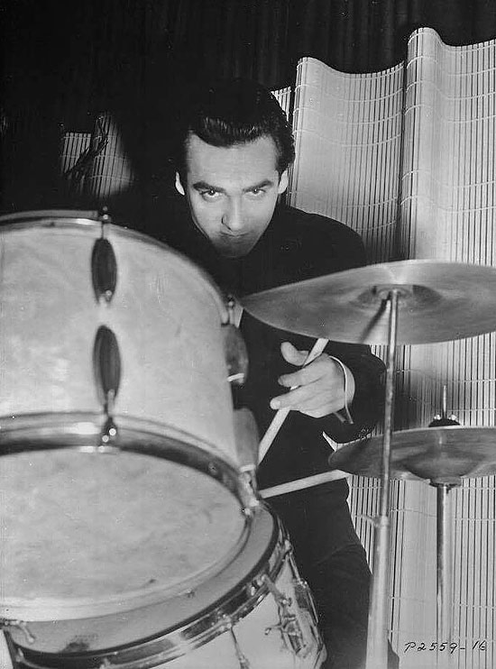 Gene Krupa Drummerworld