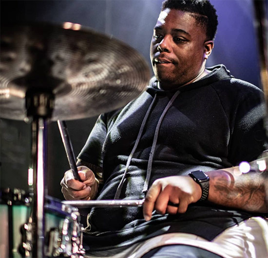 Aaron Spears - DRUMMERWORLD