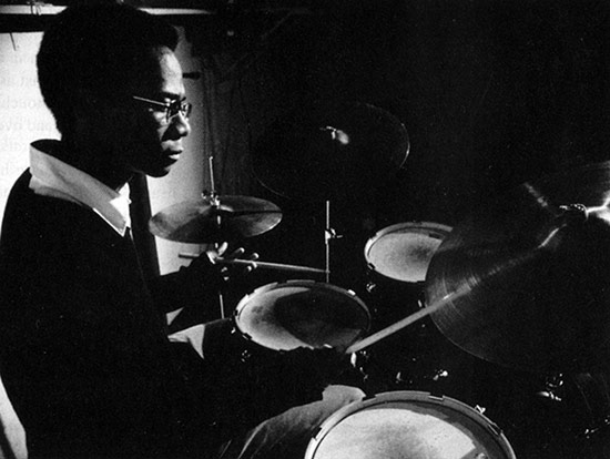 Brian Blade - Drummerworld