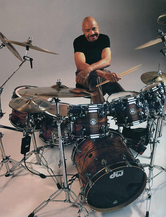 Chester Thompson Drummerworld