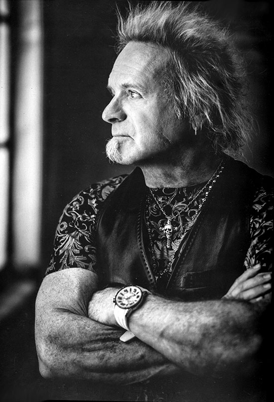 Joey Kramer Drummerworld