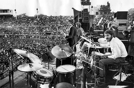 Levon Helm Drummerworld