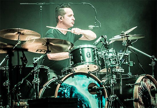 Nick d'Virgilio Drummerworld