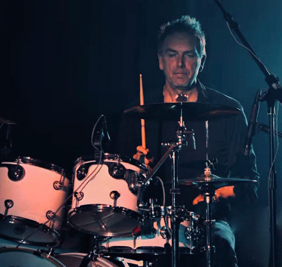 Paul Elliott Drummerworld