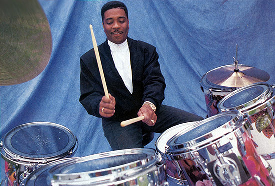 Ricky Lawson - Drummerworld