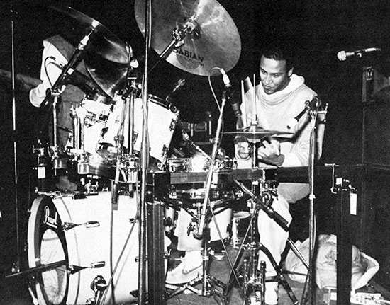 Steve Ferrone Drummerworld