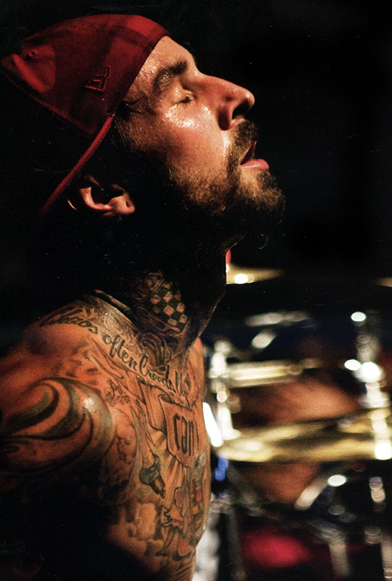 Travis Barker Drummerworld