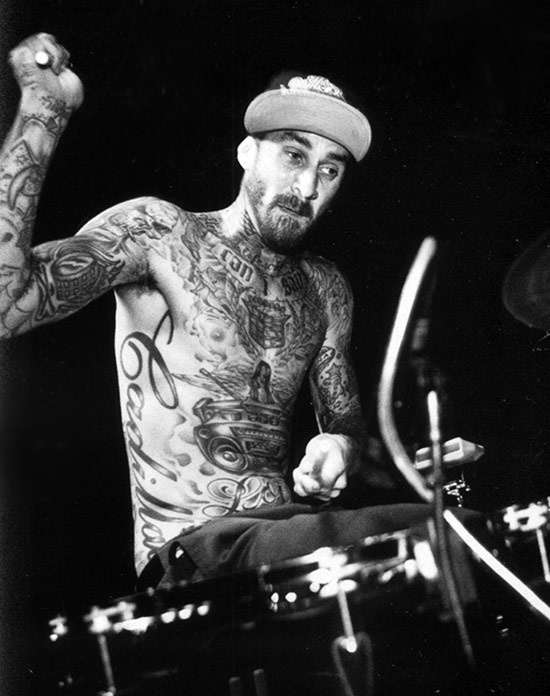 Travis Barker Drummerworld