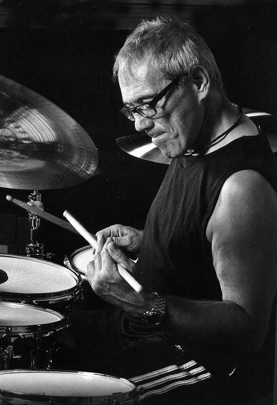 Vinnie Colaiuta Drummerworld