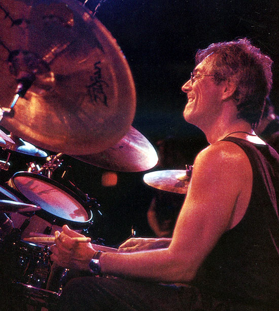 Vinnie Colaiuta Drummerworld