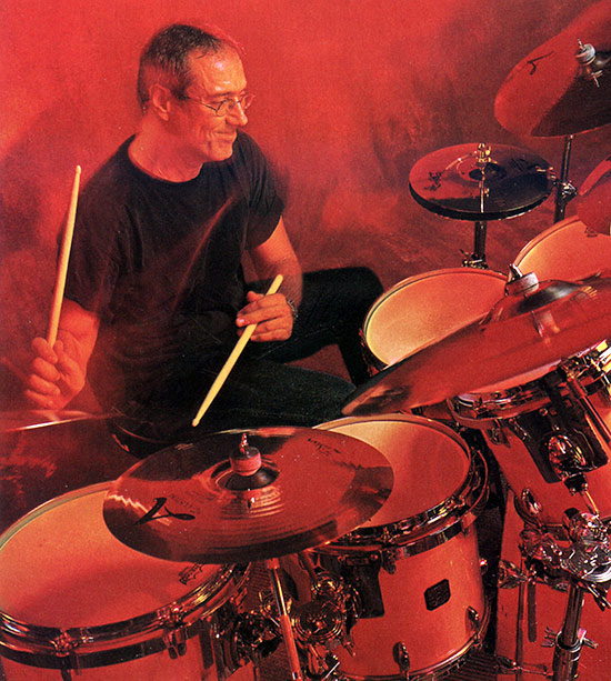 Vinnie Colaiuta Drummerworld