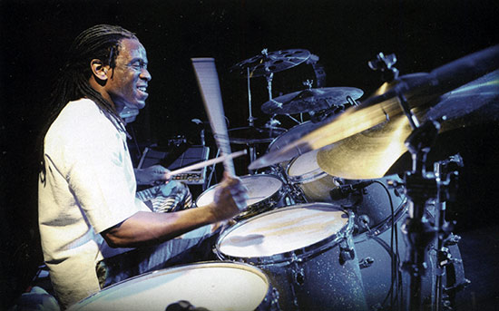 Will Calhoun - Drummerworld