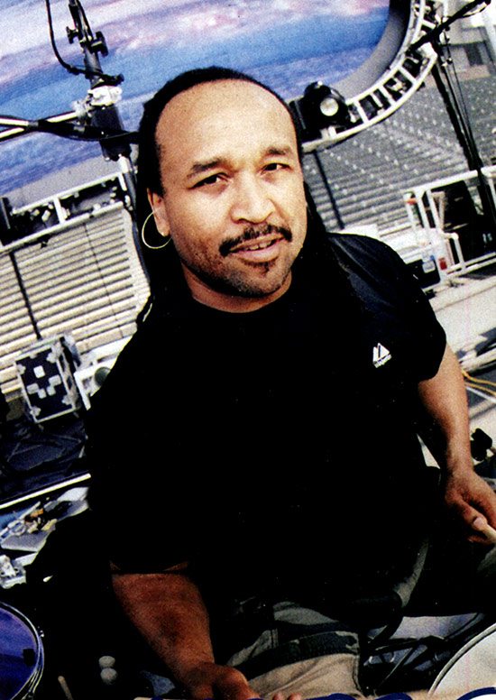 Carter Beauford Drummerworld