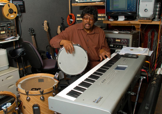 James Gadson Drummerworld