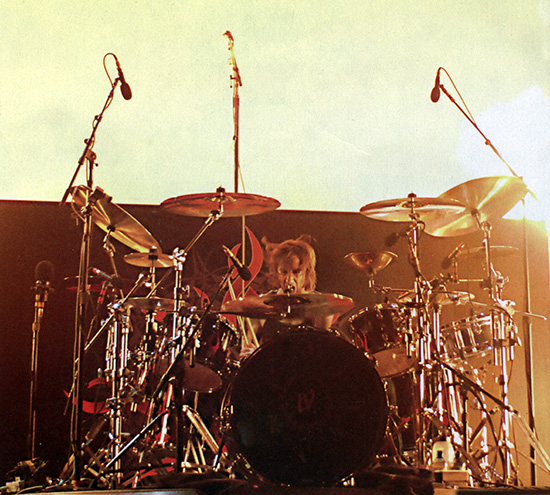 Shannon Larkin Drummerworld