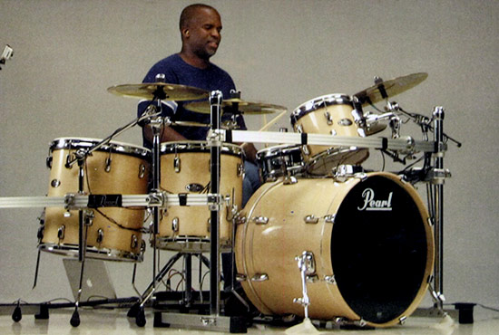 Will Kennedy - Drummerworld