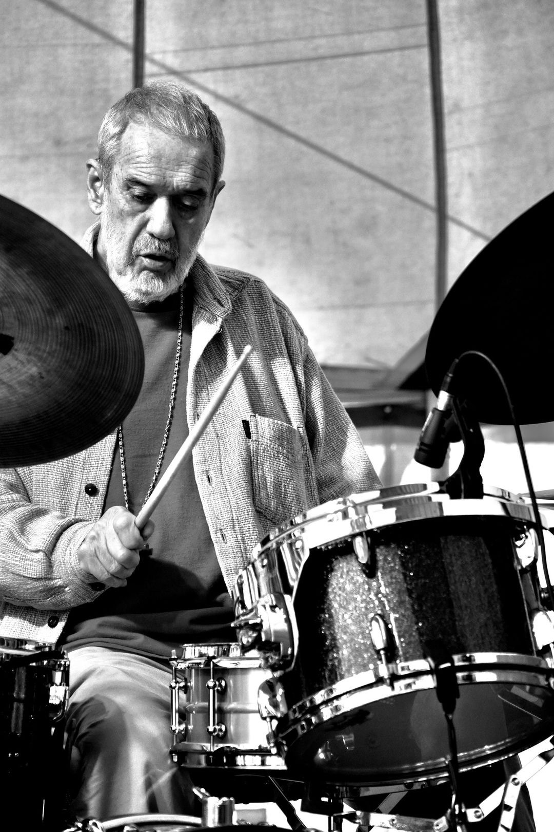 Airto Moreira Drummerworld