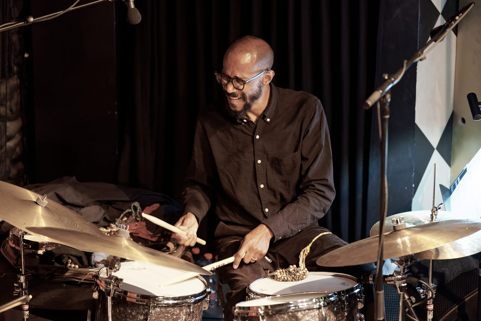 Brian Blade - Drummerworld