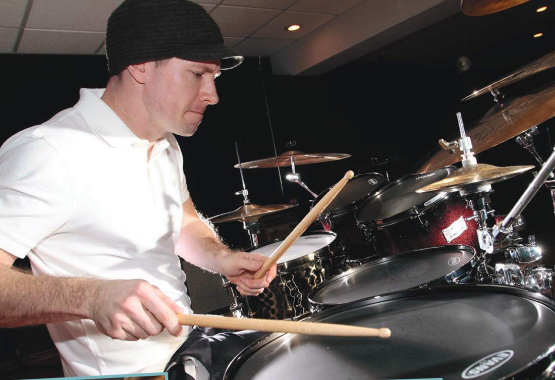 Chris Pennie Drummerworld