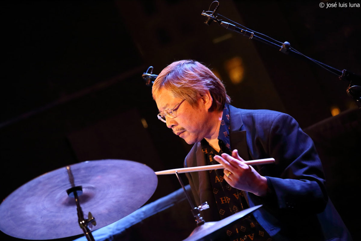 Fukushi Tainaka - Drummerworld